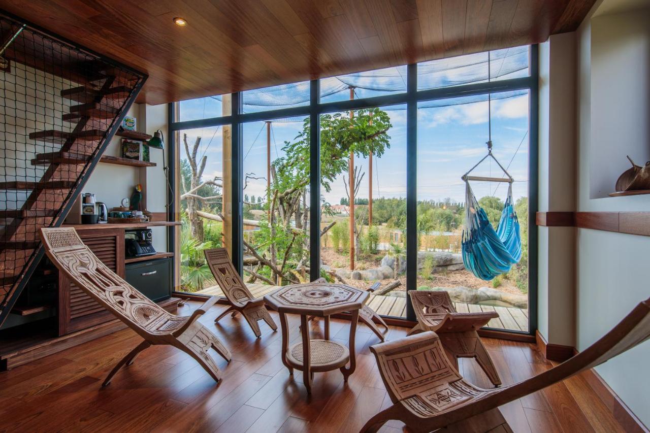 Parrot World - Les Lodges Crecy-la-Chapelle Bagian luar foto